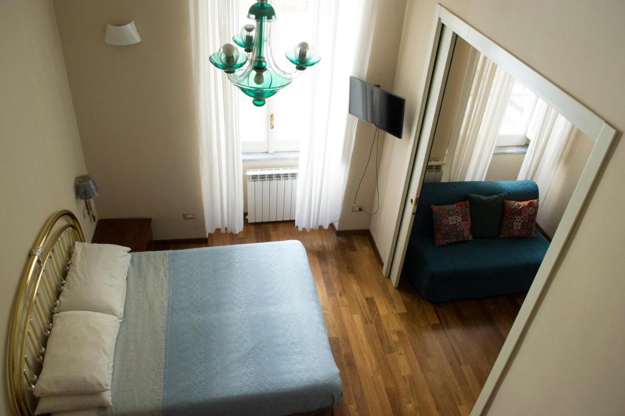 Bed and Breakfast Le Stanze di Dolly Napoli Esterno foto