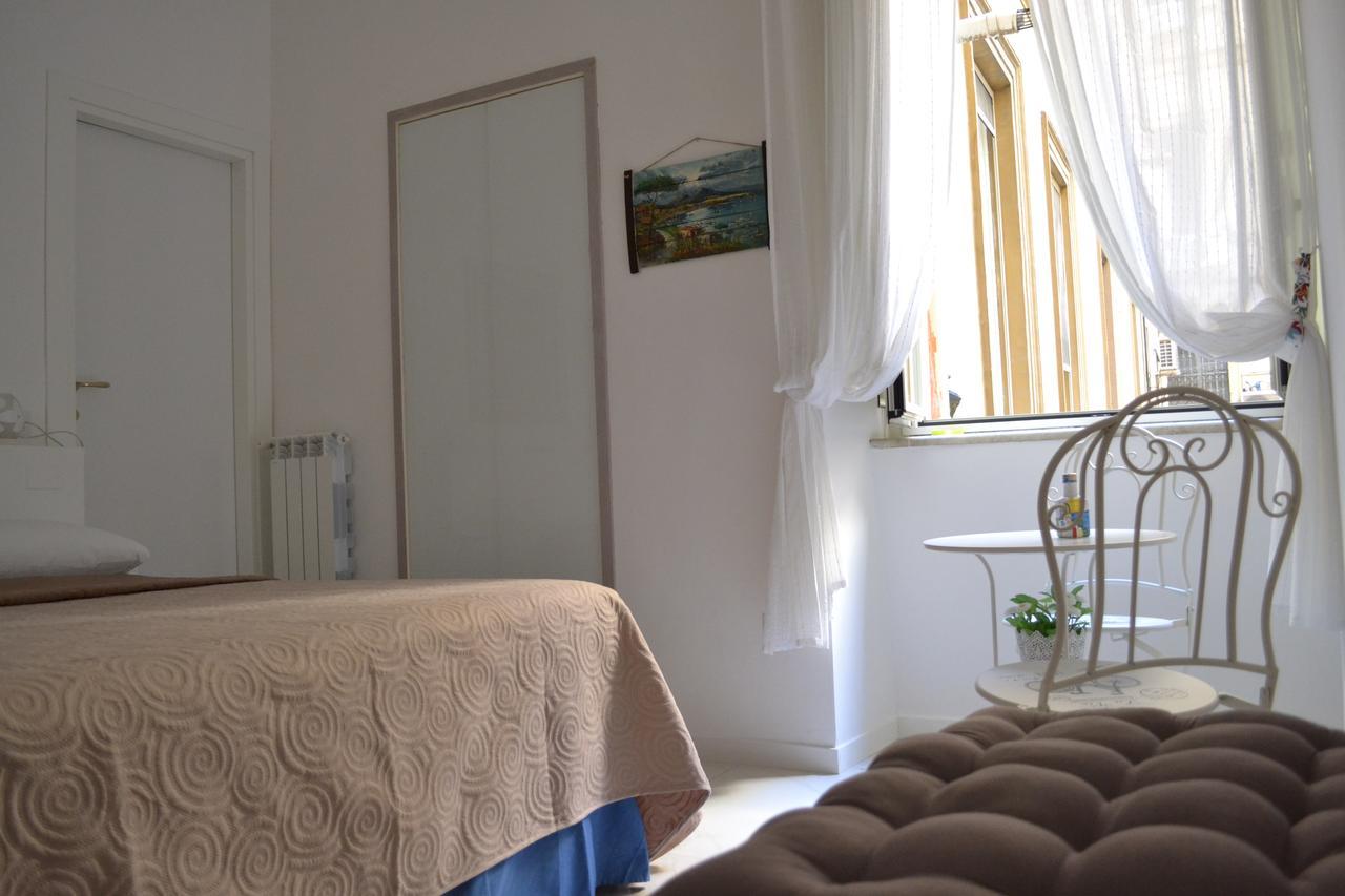 Bed and Breakfast Le Stanze di Dolly Napoli Esterno foto