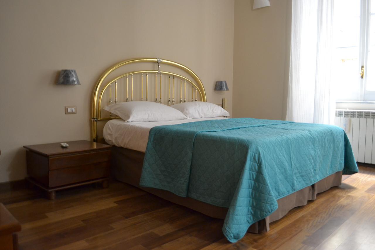 Le Stanze di Dolly Bed and Breakfast Napoli Esterno foto